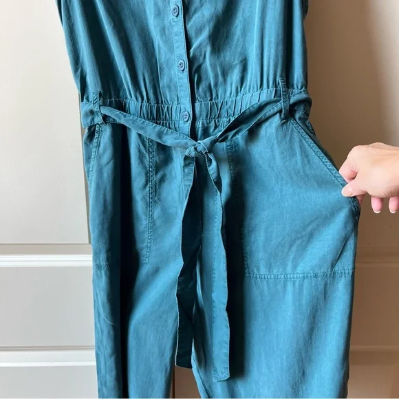 NWT Olive Green Sleeveless Odette Jumpsuit - Size Medium - Picture 8 of 11